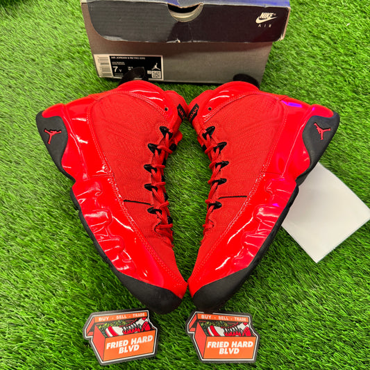 Jordan 9 Retro Chile Red (GS) SIZE 7Y/8.5W