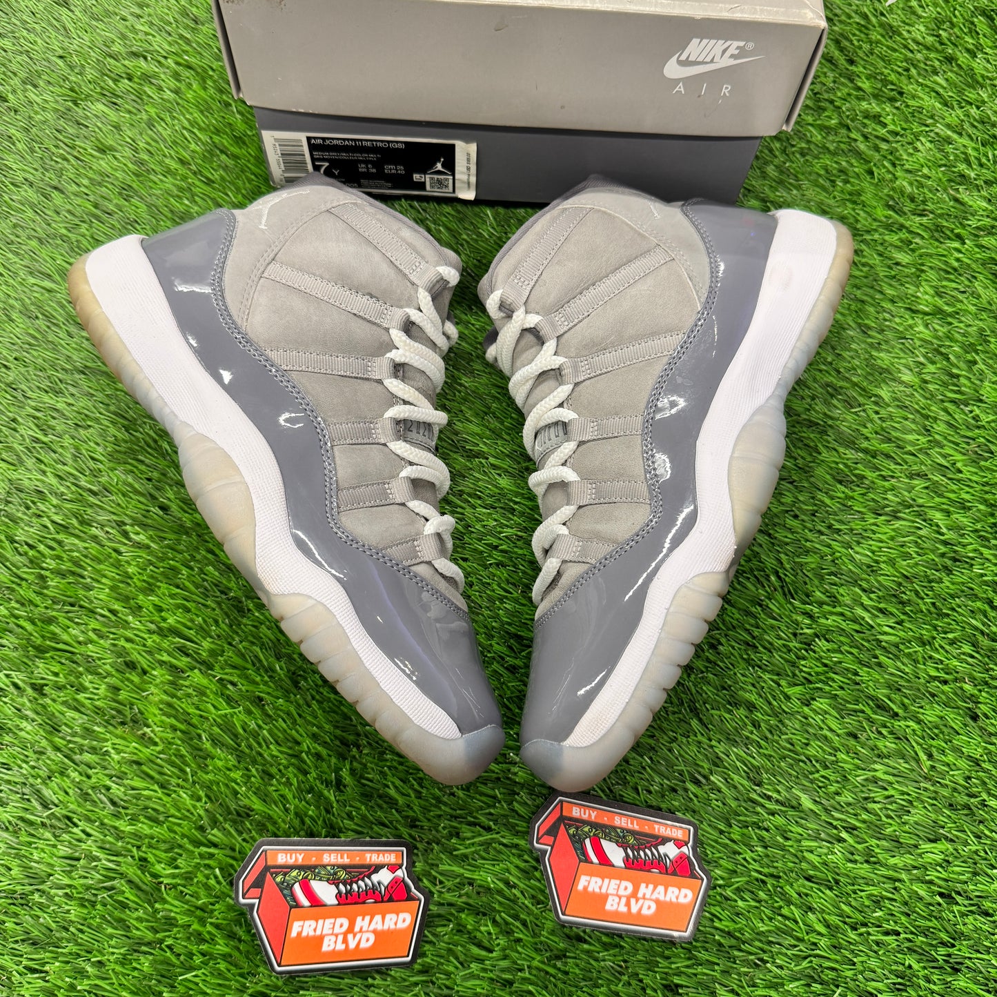 Jordan 11 Retro Cool Grey (2021) (GS) SIZE 7Y/8.5W