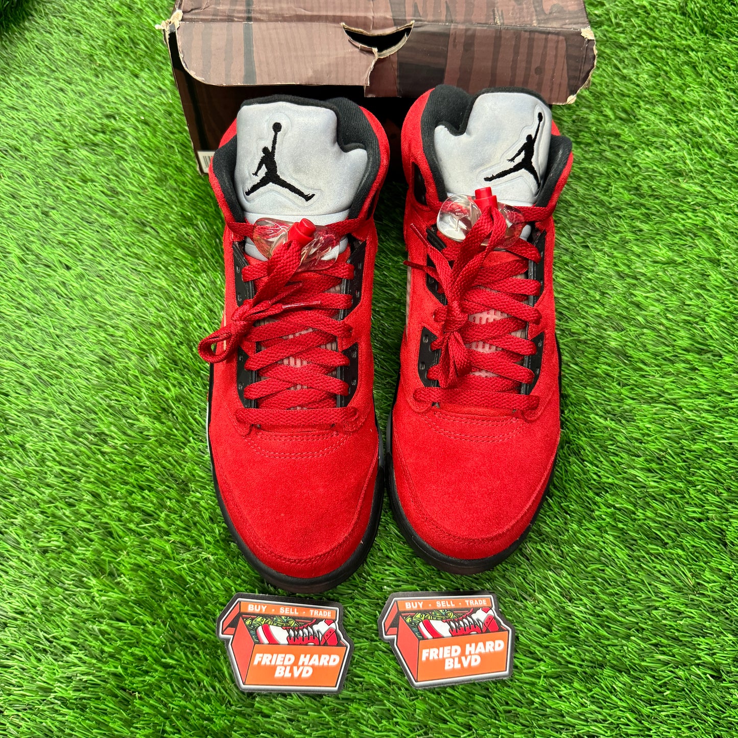 Jordan 5 Retro Raging Bull Red (2021) SIZE 7.5M/9W