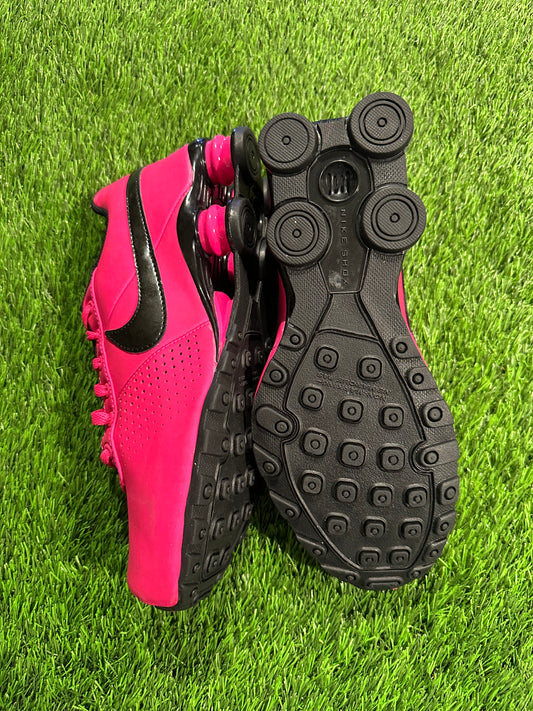Nike Shox Deliver PNT Pink And Black Athletic Sneaker