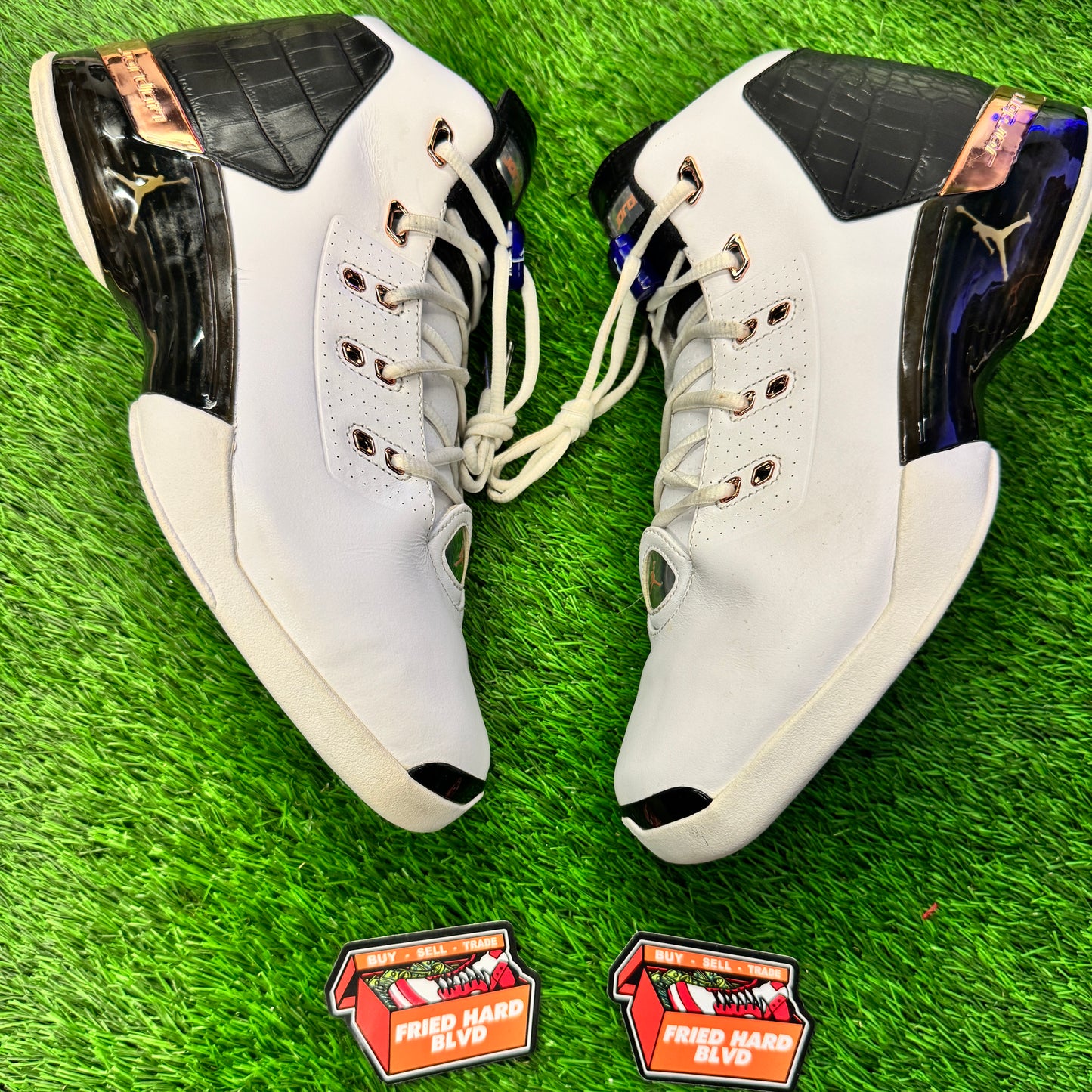 Jordan 17 Retro Copper (2016) SIZE 13M/14.5W