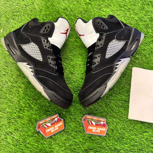 Jordan 5 Retro OG Black Metallic Reimagined (GS) SIZE 7Y/8.5W