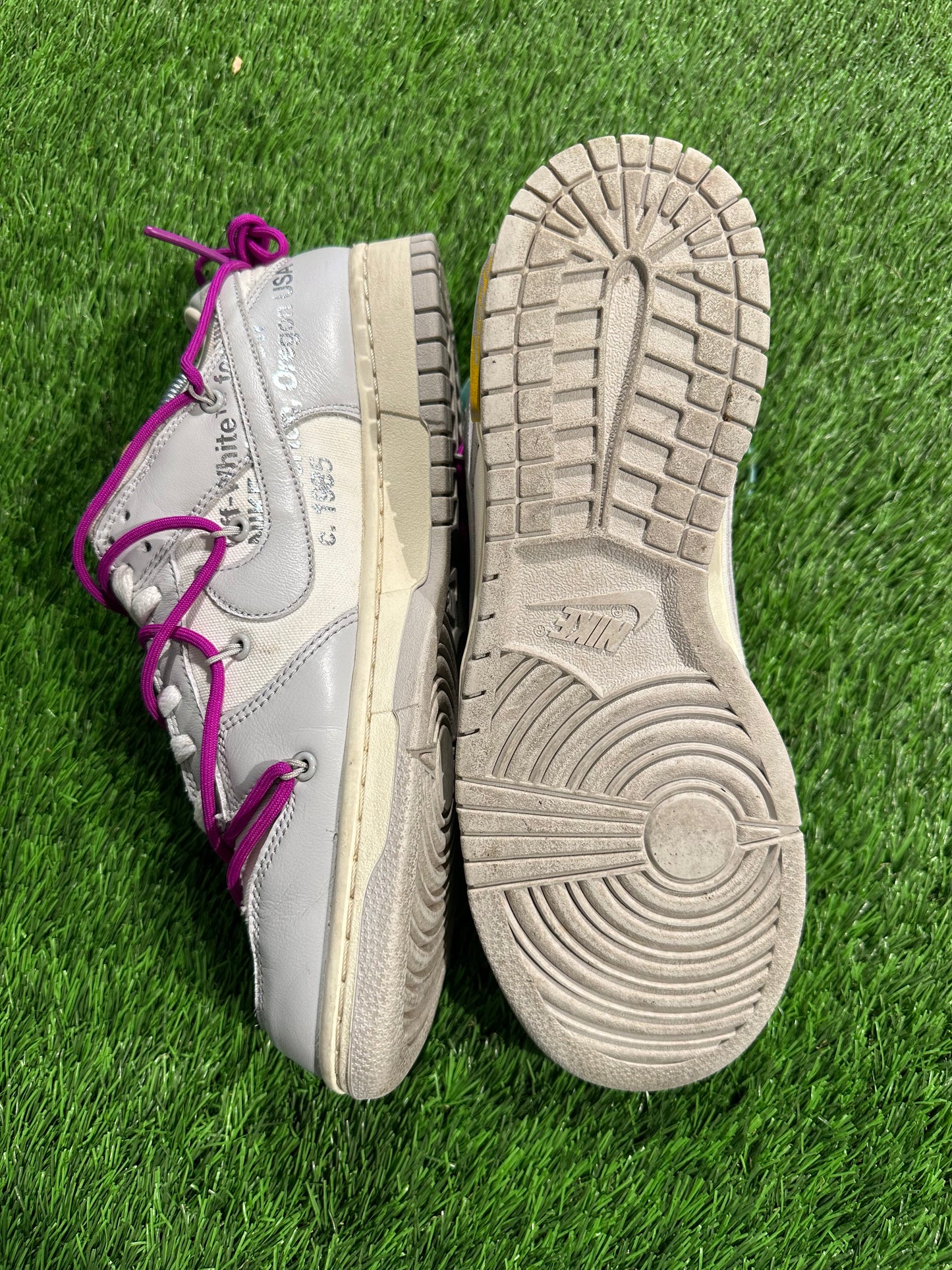 Nike Dunk Low Off-White Lot 21