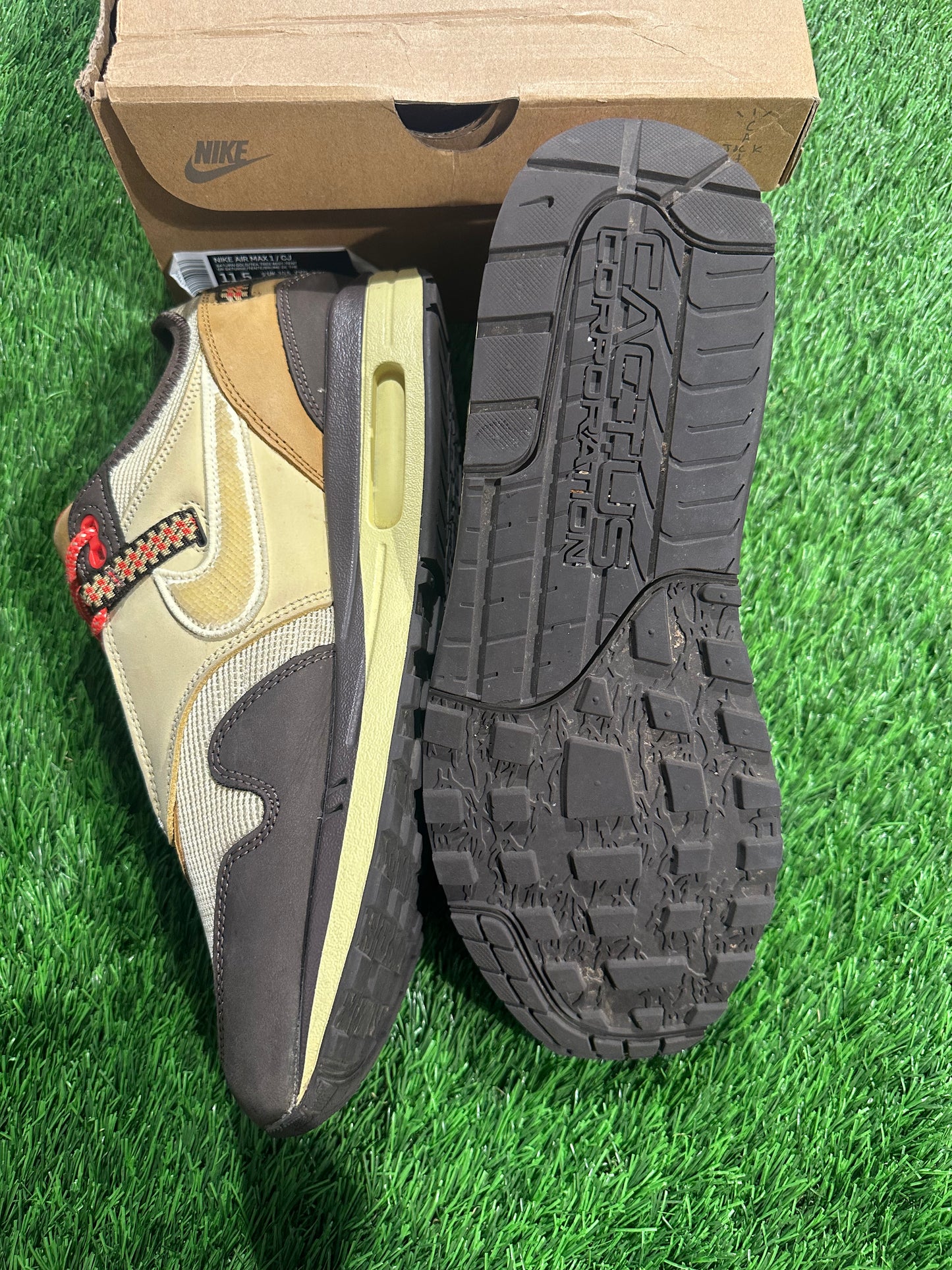 Nike Air Max 1 Travis Scott Cactus Jack Baroque Brown