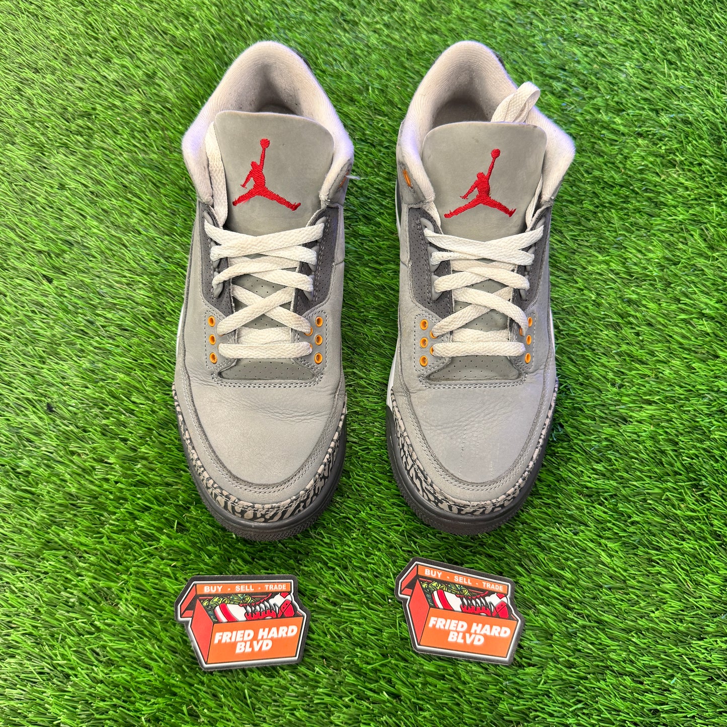 Jordan 3 Retro Cool Grey (2021) SIZE 8M/9.5W