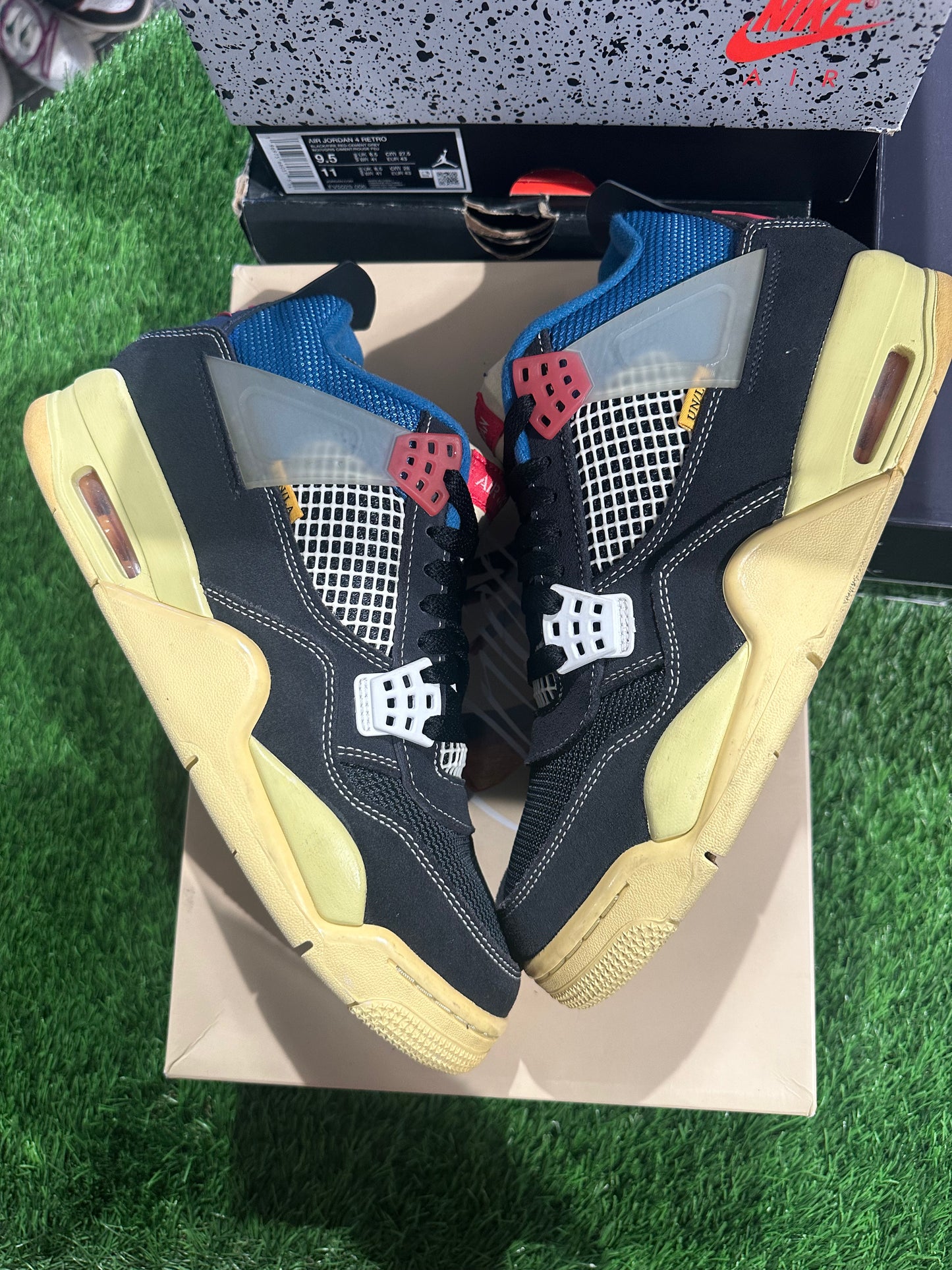 Jordan 4 Retro Union Off Noir