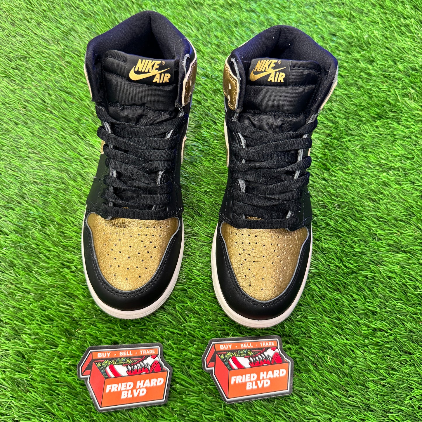 Jordan 1 Retro High OG Black Metallic Gold (GS) SIZE 4.5Y/6W