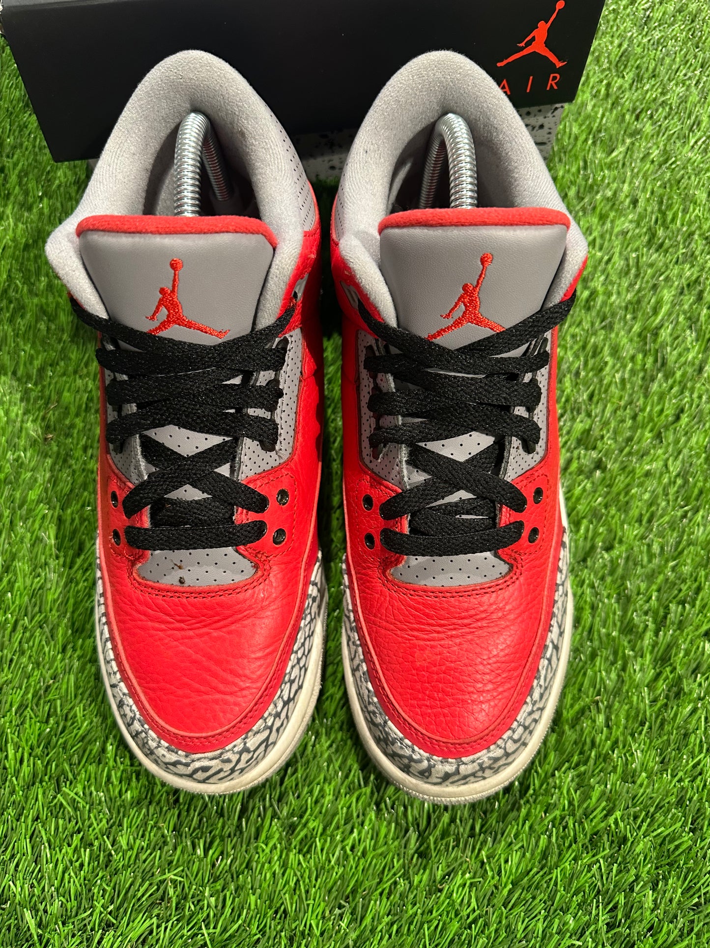 Jordan 3 Retro SE Fire Red (GS) 7Y/8.5W