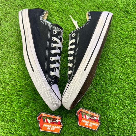 Converse Unisex Chuck Taylor All Star Low Top SIZE 11M/12.5W
