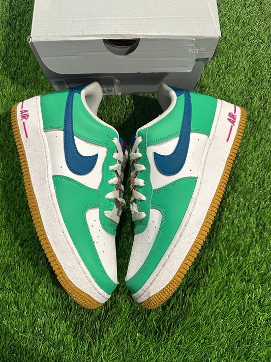 Nike Air Force 1 Low LV8 Play (GS) 6.5Y/8W