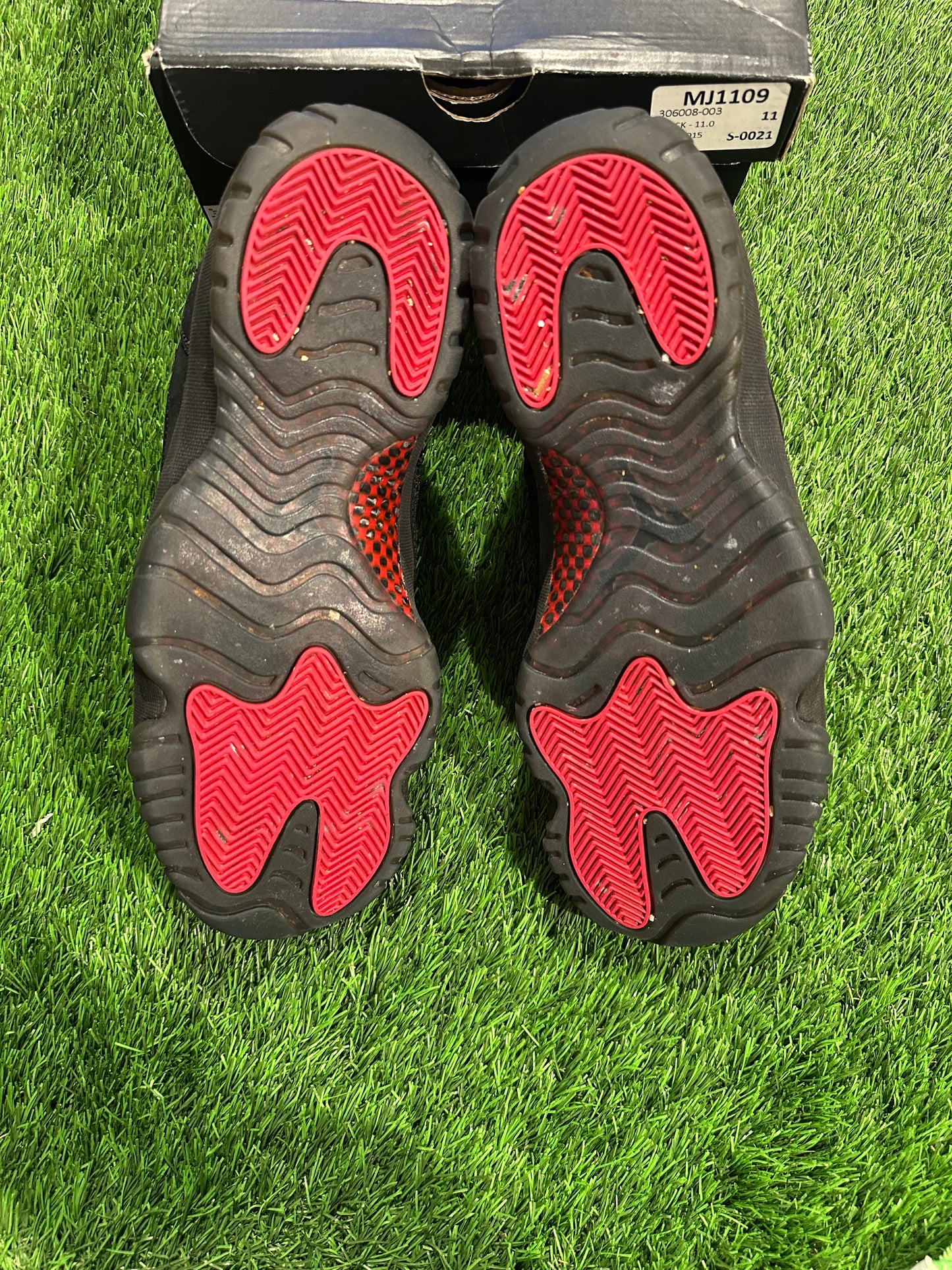 Jordan 11 Retro Low IE Referee (2015) 11M/12.5W