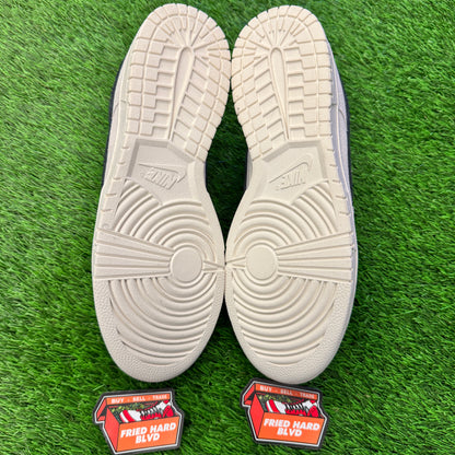 Dunk Low SE White Black Team Red (Women's) SIZE 10M/11.5W