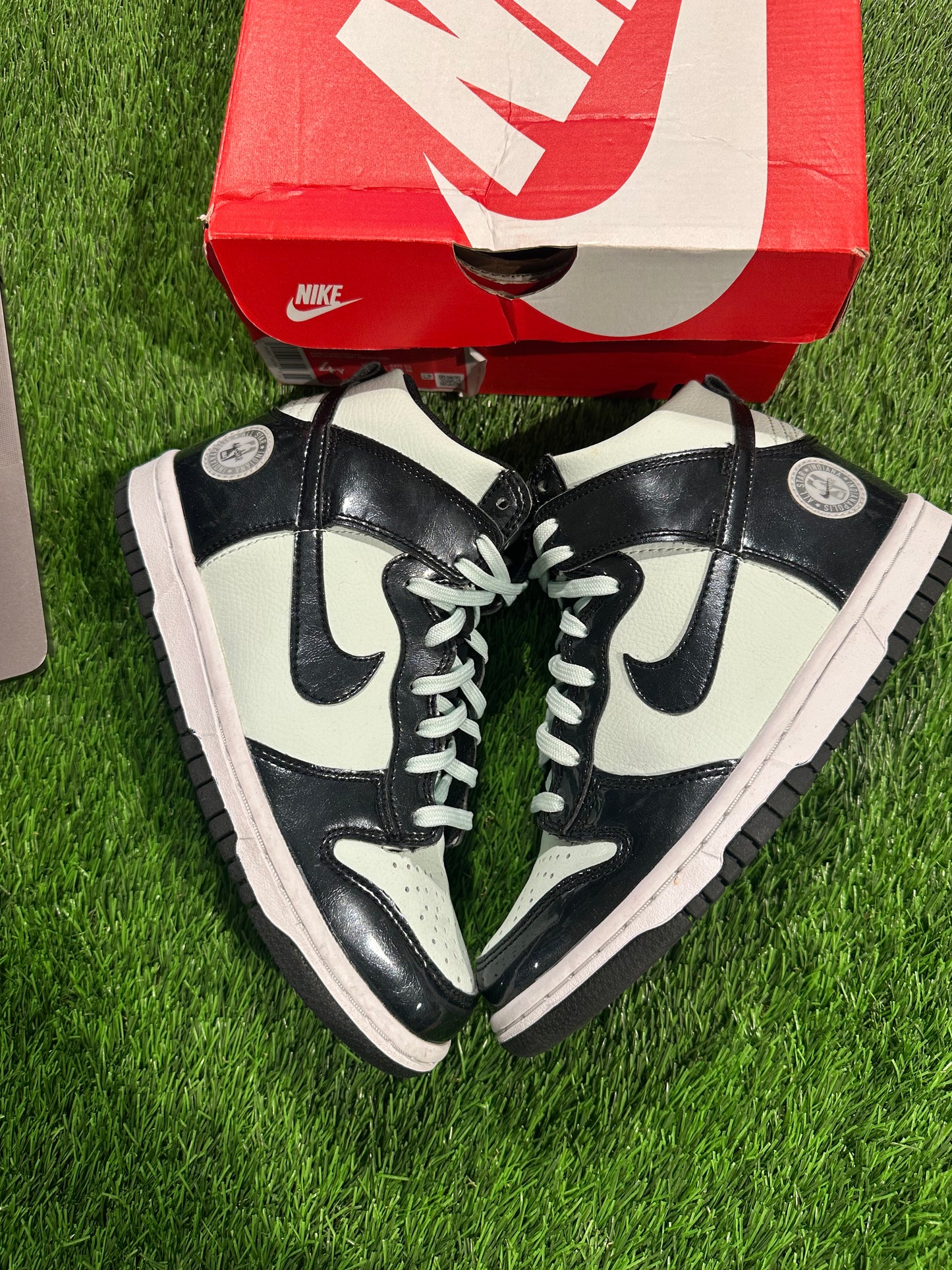 Dunk High SE All-Star (2021) (GS) SIZE 4Y/5.5W