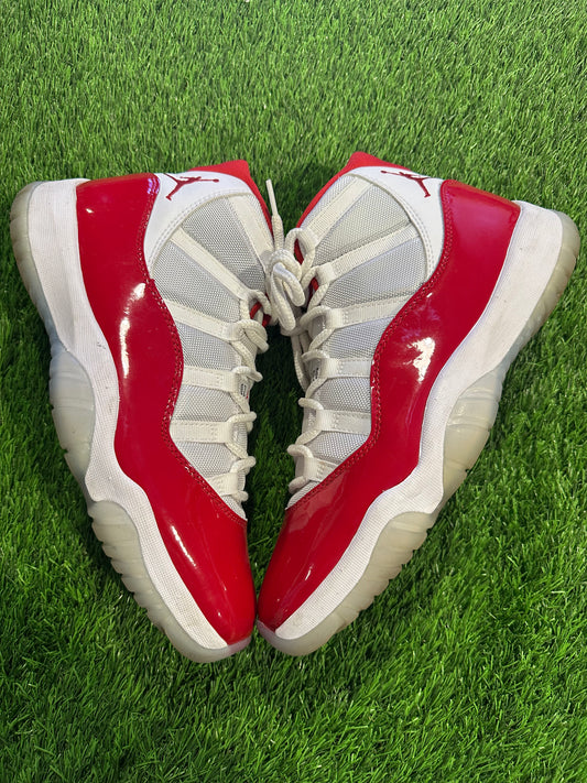 Jordan 11 Retro Cherry (2022)