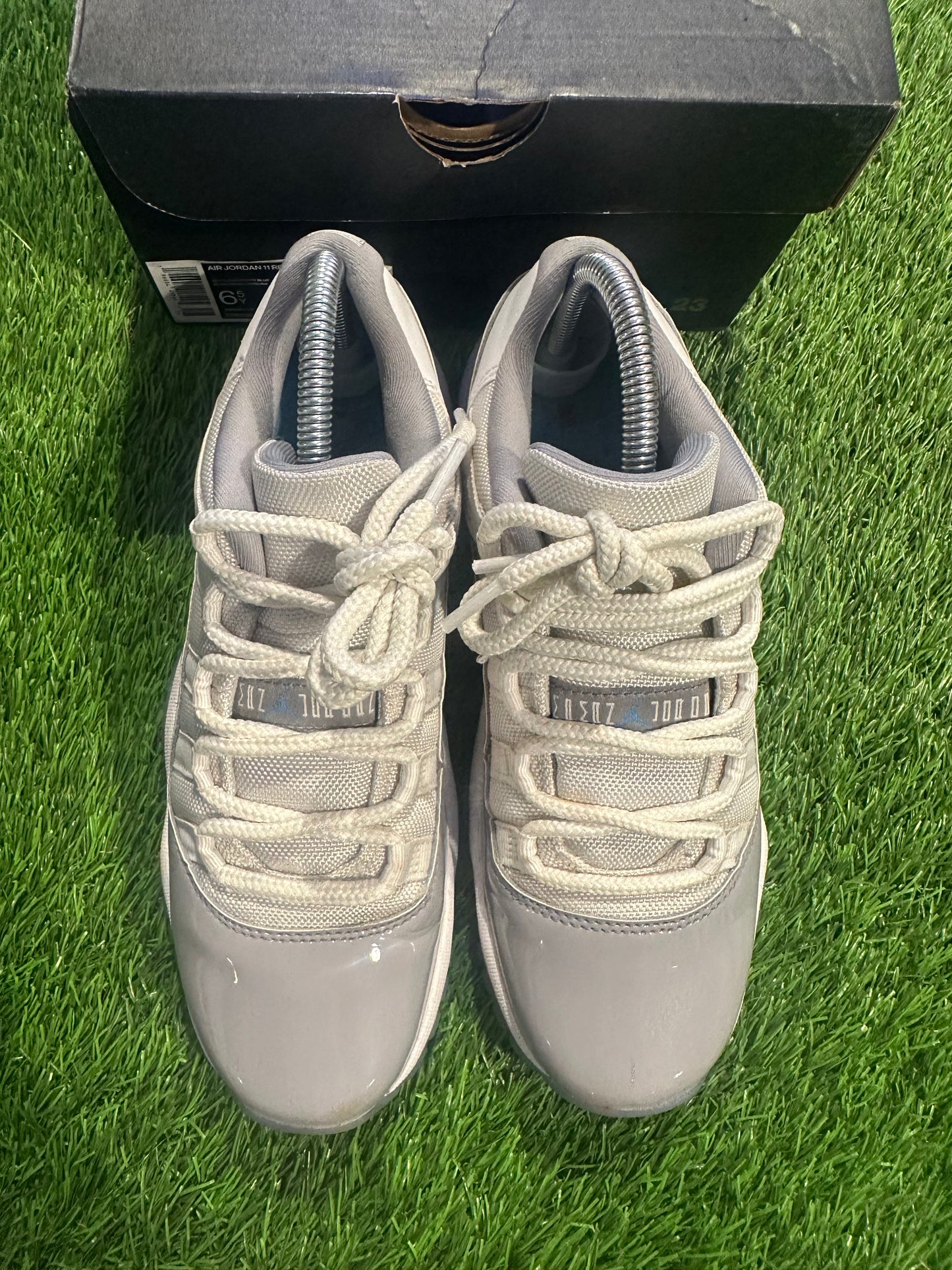 Jordan 11 Retro Low Cement Grey (GS)