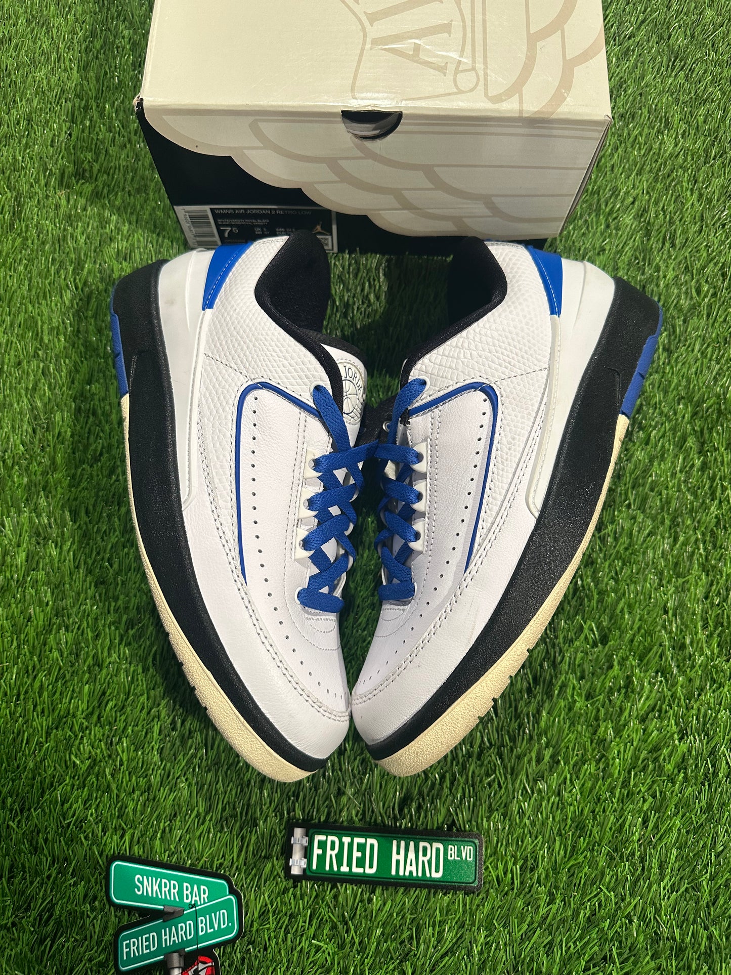 Jordan 2 Retro Low Varsity Royal (Women's) 6Y/7.5W