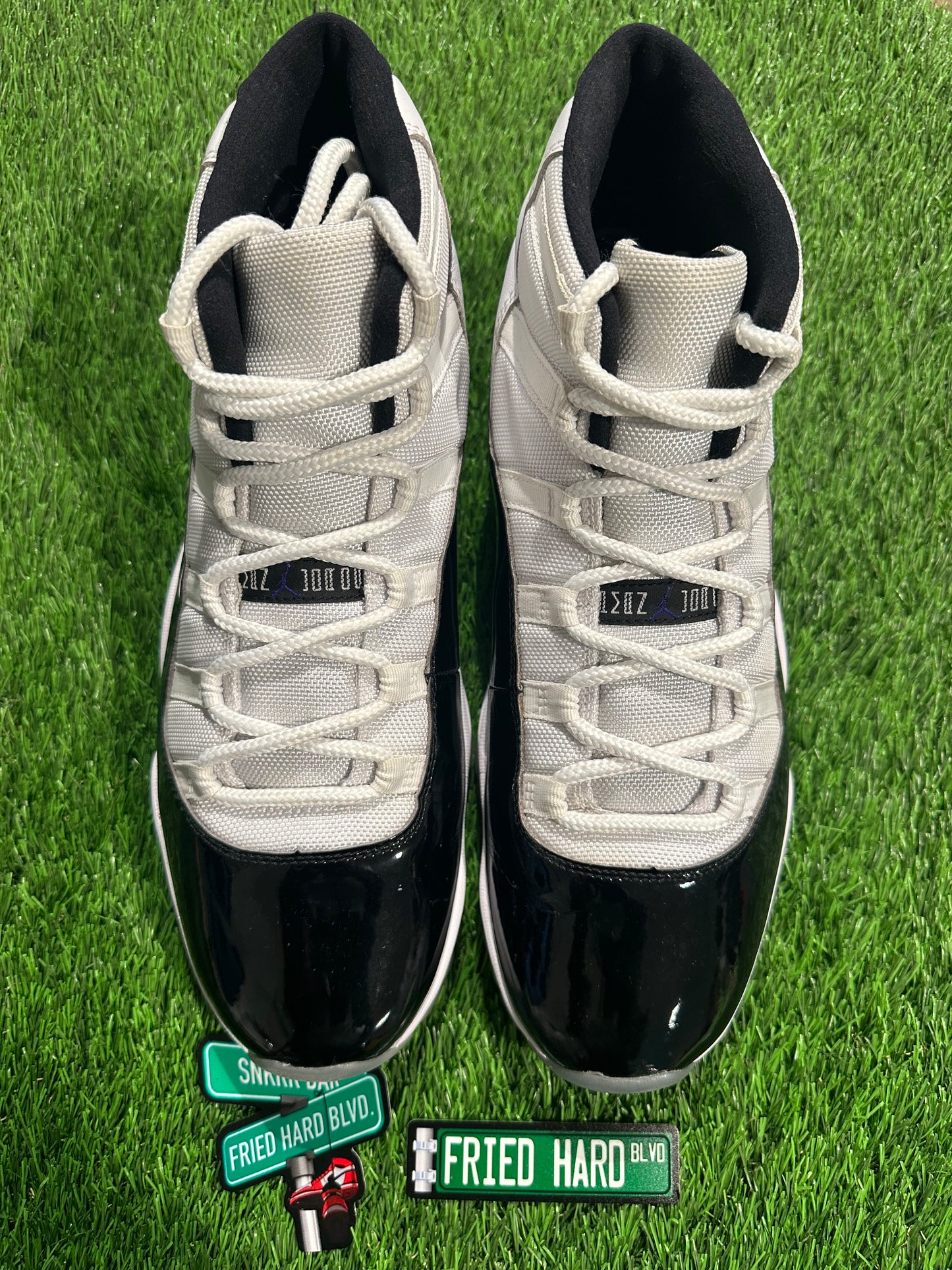 Jordan 11 Retro Concord (2018)