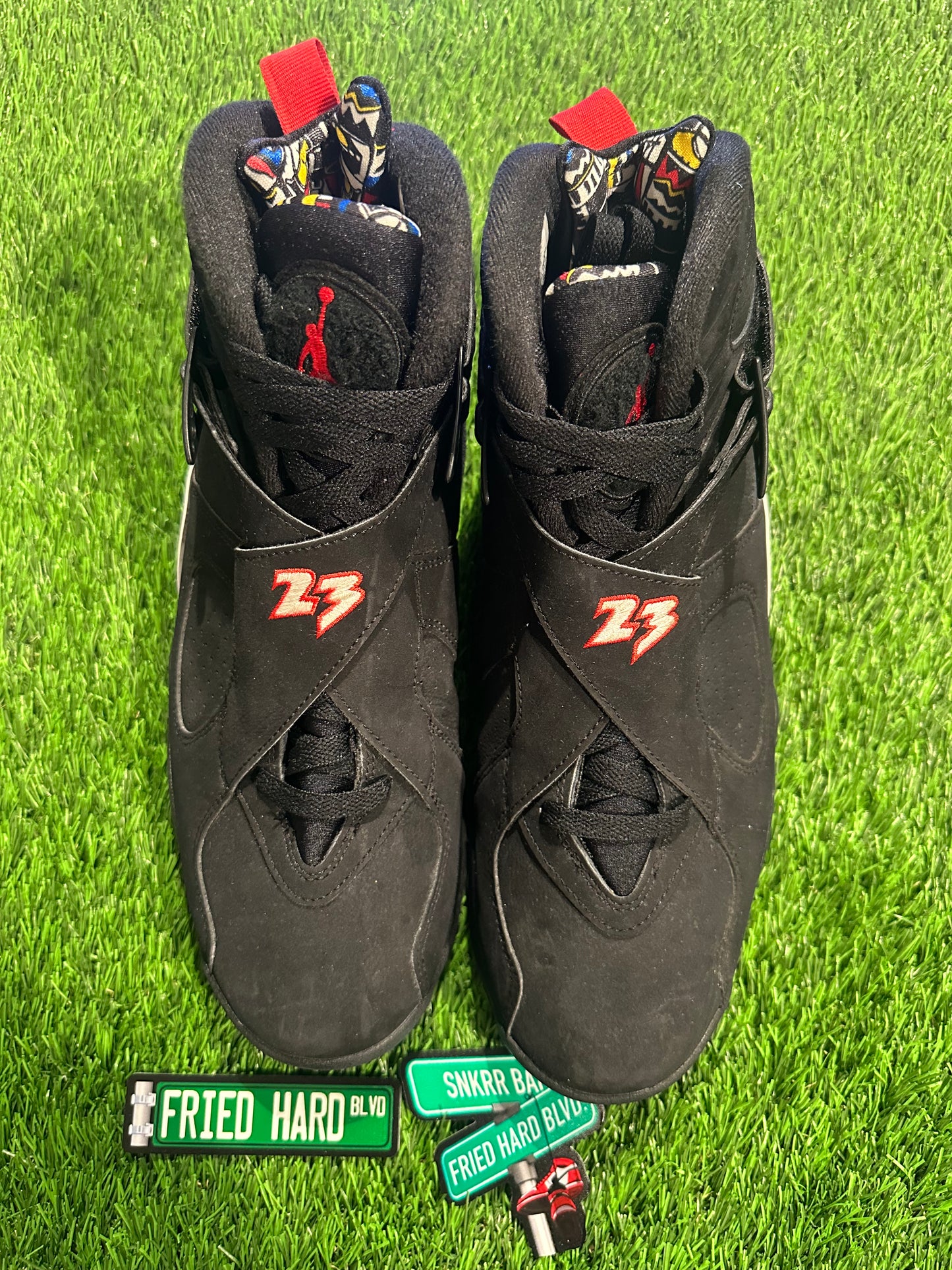 Jordan 8 Retro Playoffs (2023)