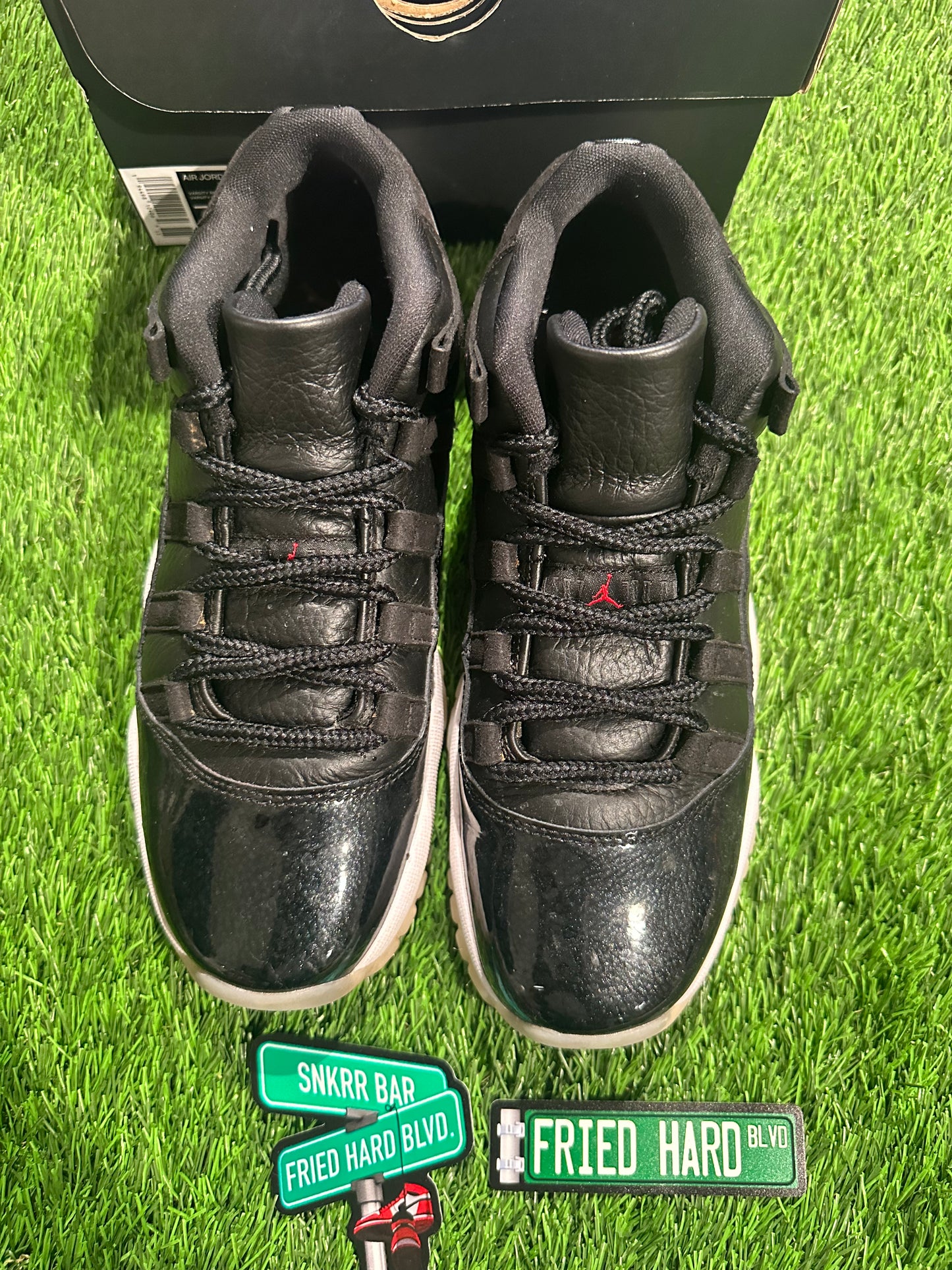 Jordan 11 Retro Low 72-10 (GS) 6.5Y/8W