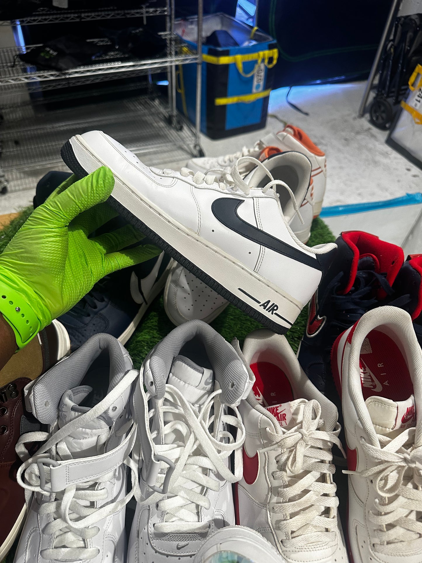 8 PAIR AF1 STORY SALE (10.5-11)