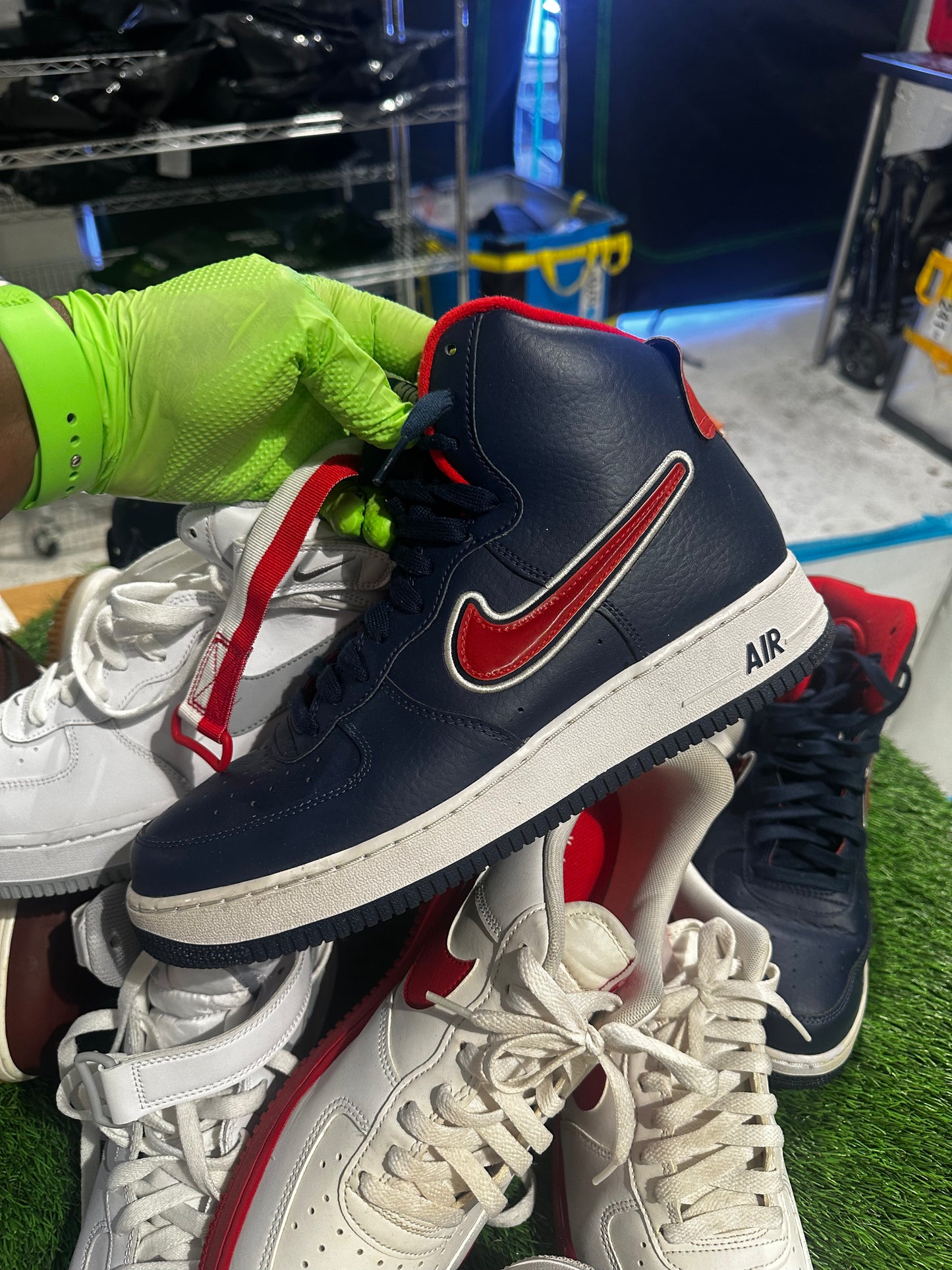 8 PAIR AF1 STORY SALE (10.5-11)