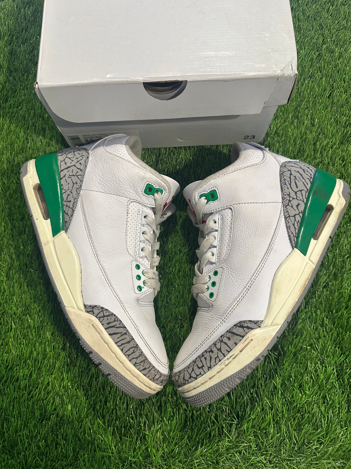 Jordan 3 Retro Lucky Green (Women's) 7Y/8.5W