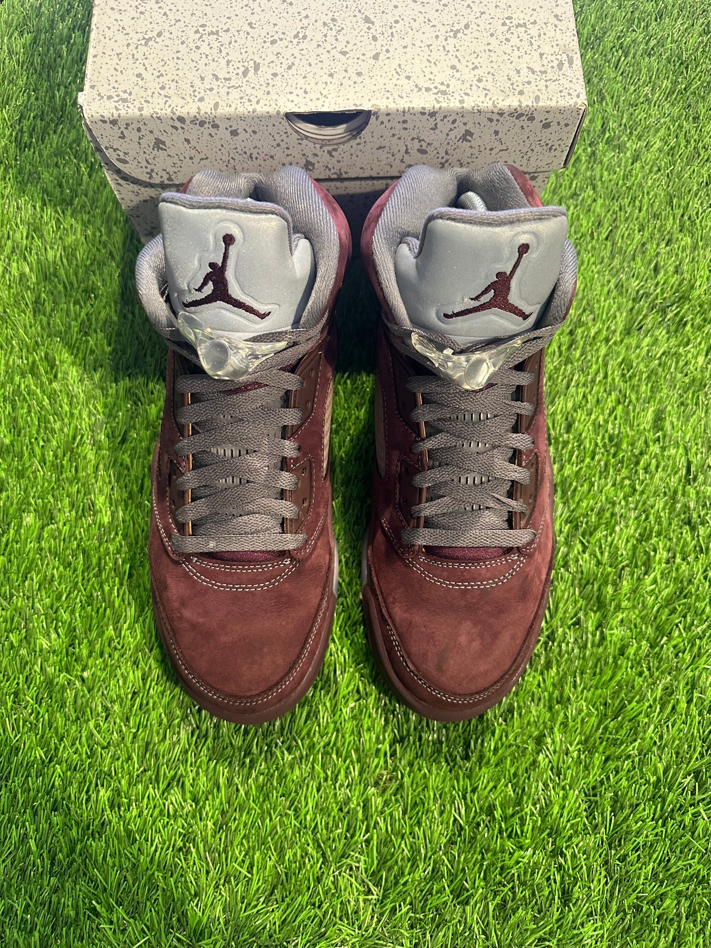Jordan 5 Retro Burgundy (2023)