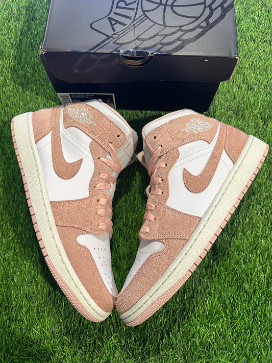 Jordan 1 Mid SE Legend Pink SIZE 9.5M/11W