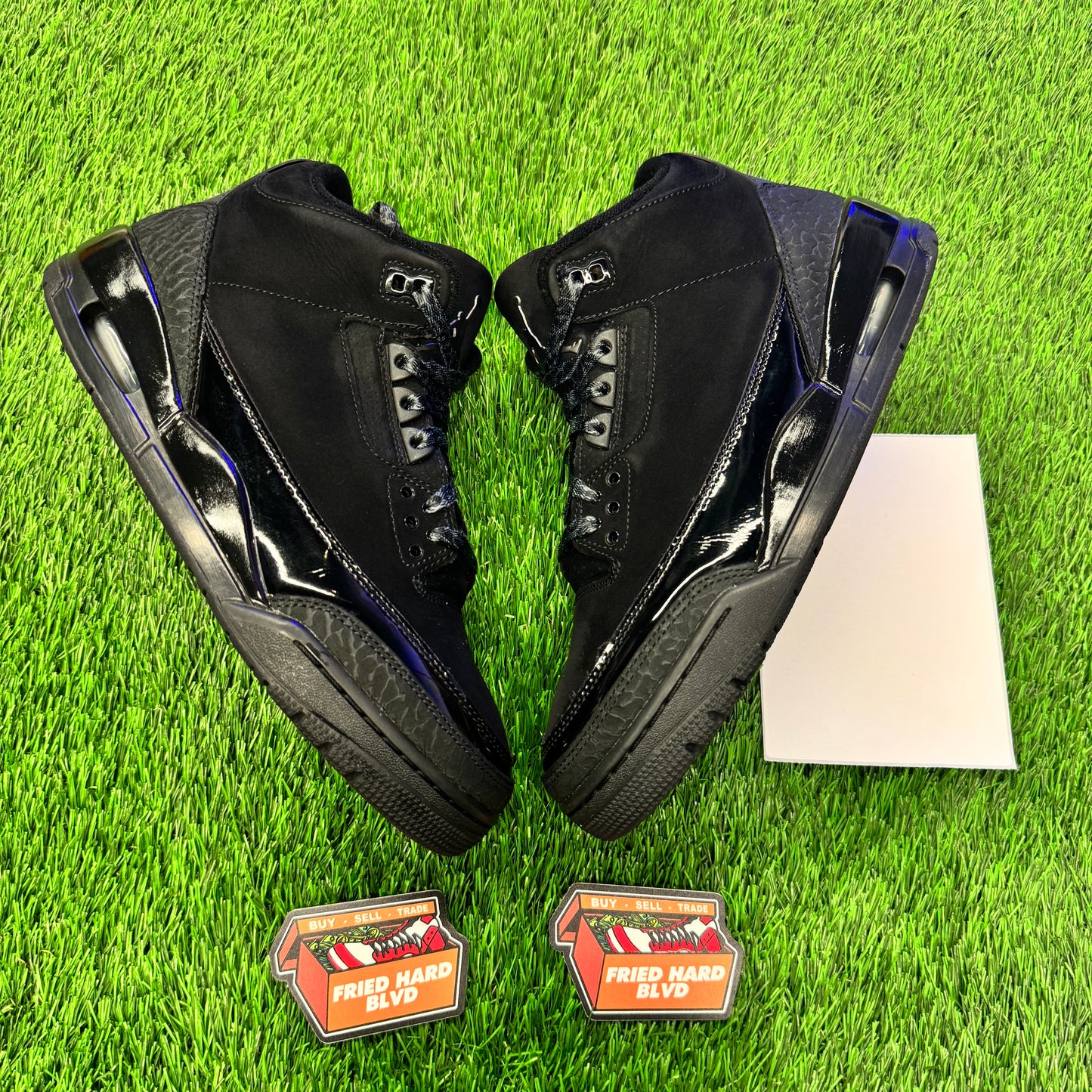 Jordan 3 Retro Black Cat (2025) SIZE 10M/11.5W