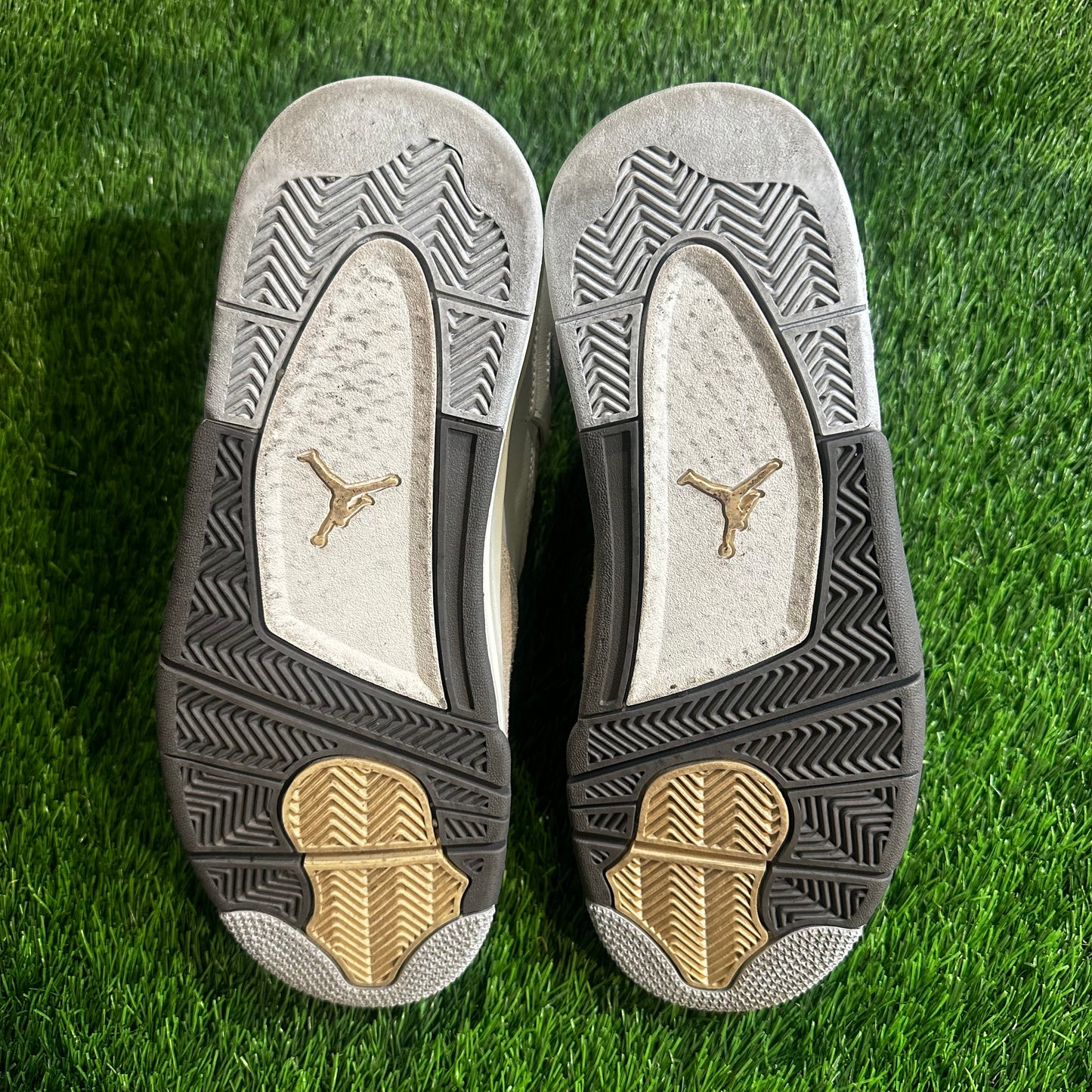 Air Jordan 4 Retro SE Craft 'Photon Dust'