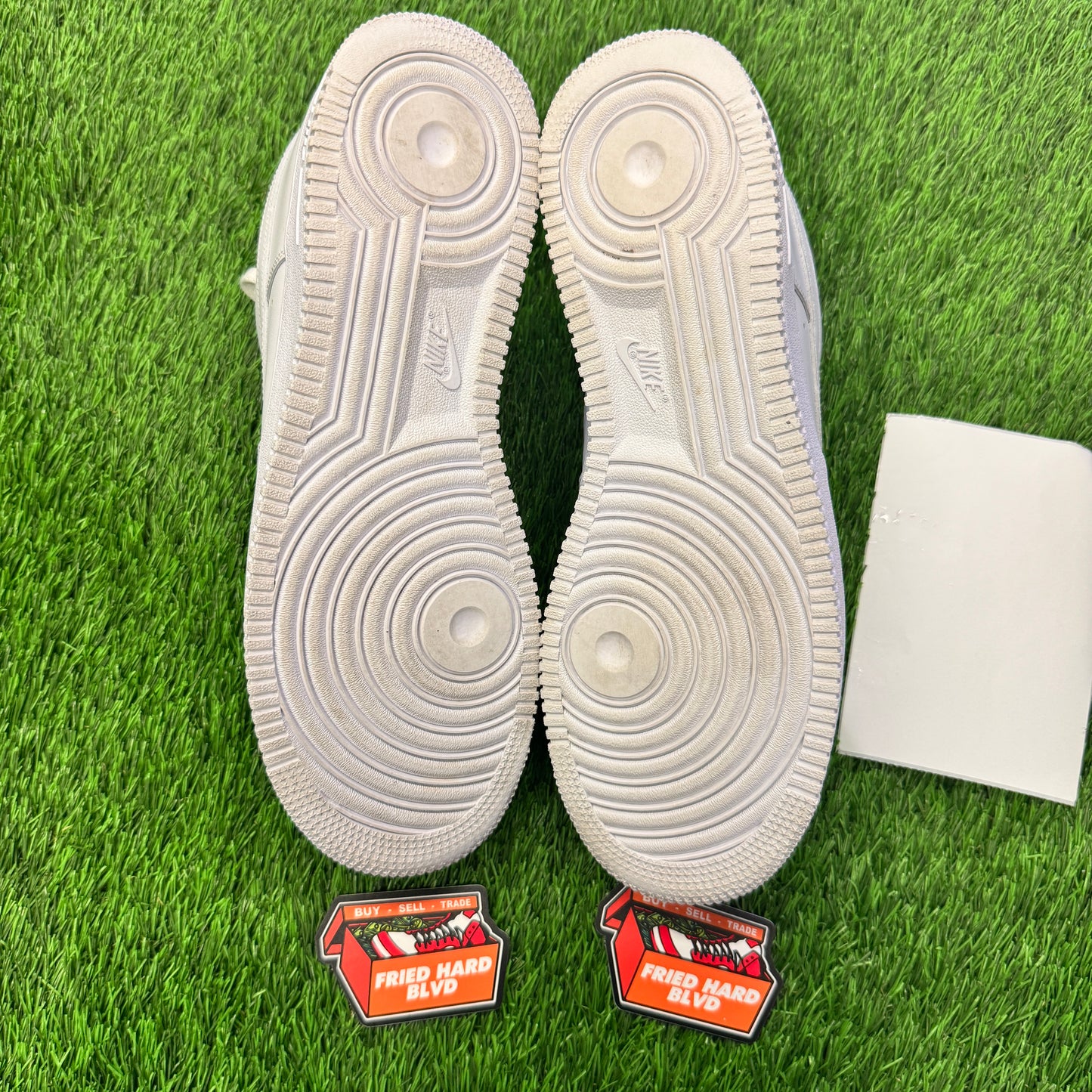 Nike Air Force 1 Low '07 White SIZE 11.5M/13W