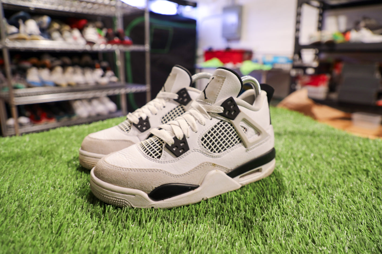 Jordan 4 Retro Military Black (GS)