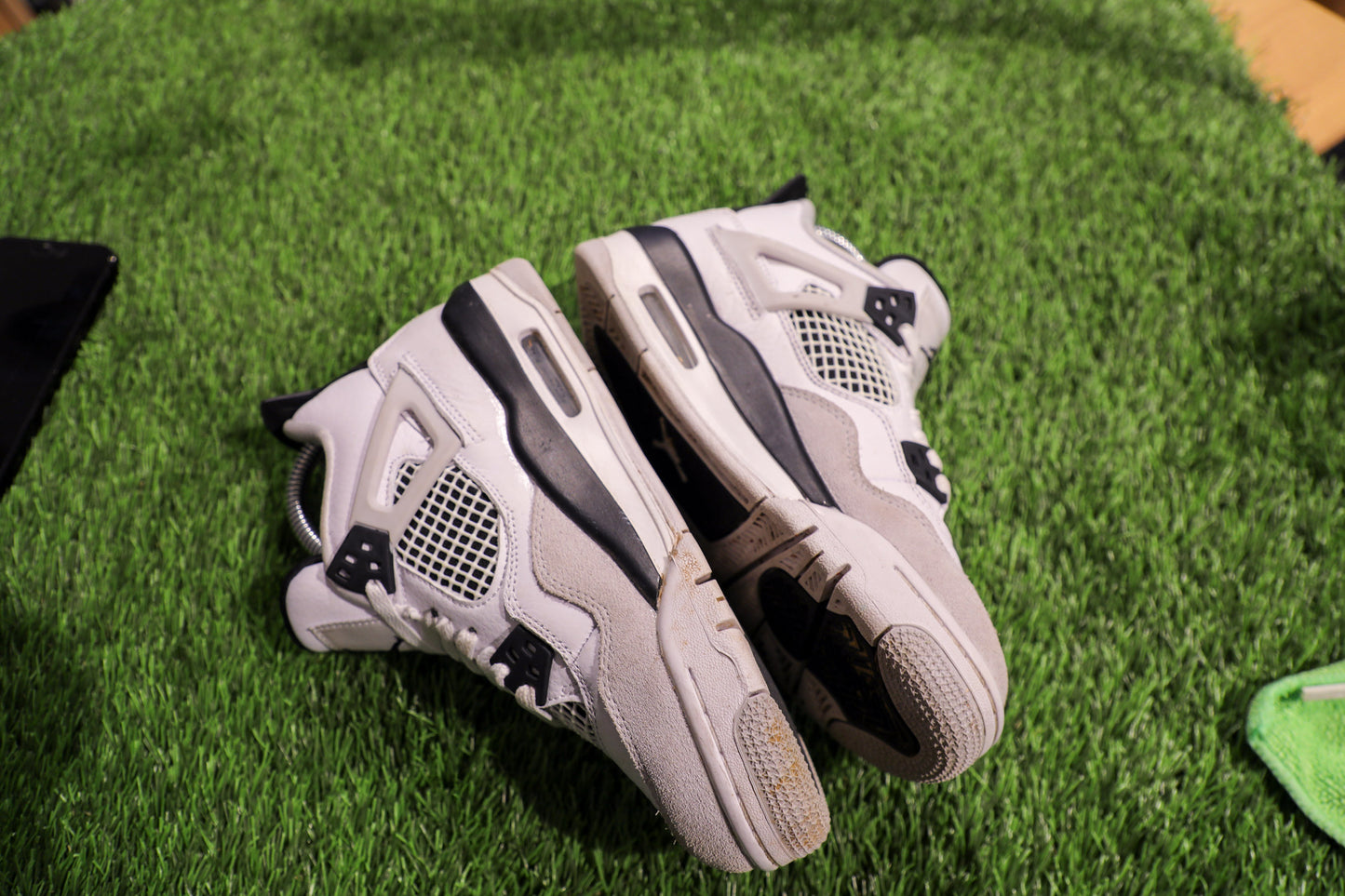 Jordan 4 Retro Military Black (GS)