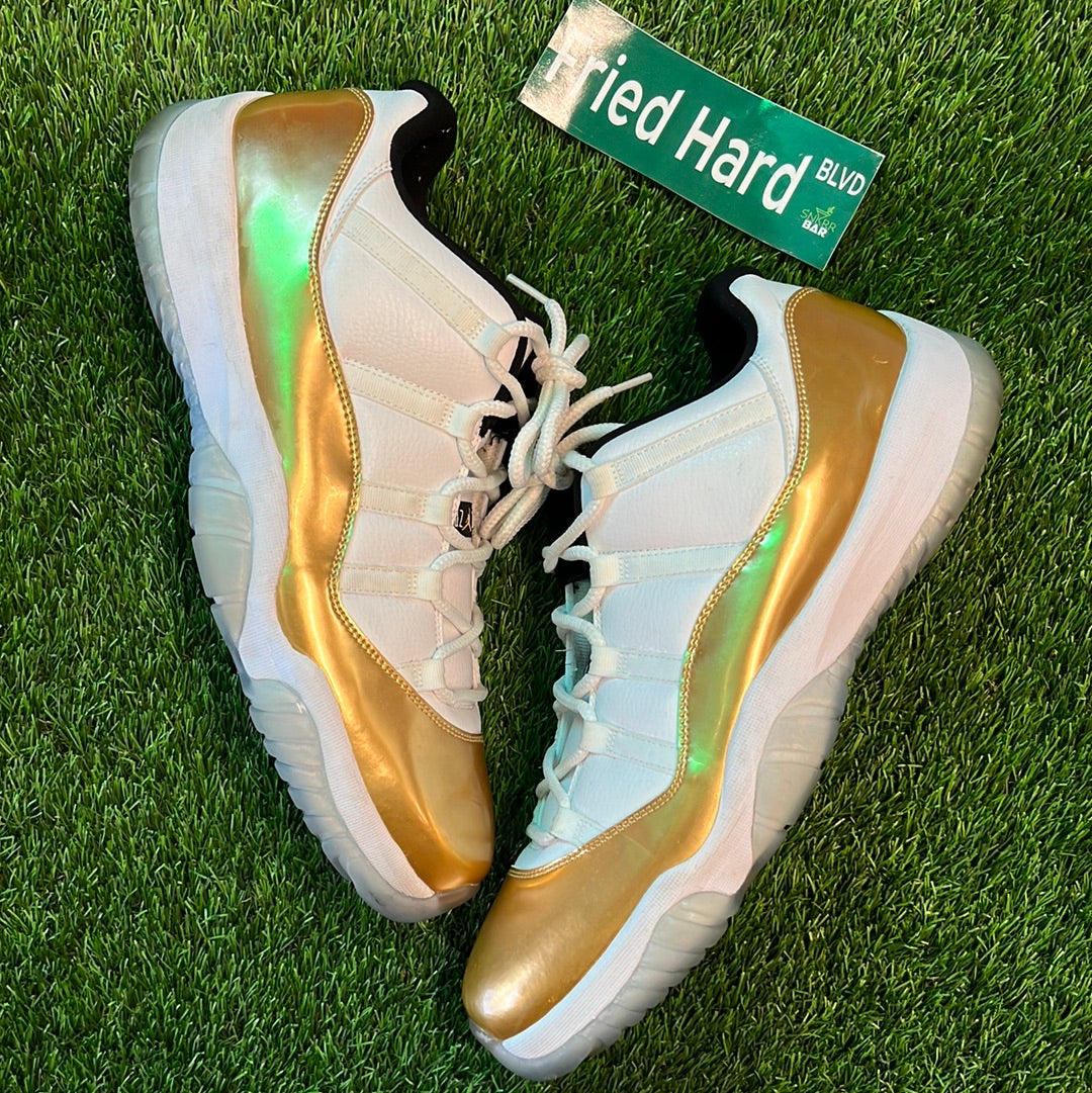 Air Jordan 11 Retro Low 'Closing Ceremony'