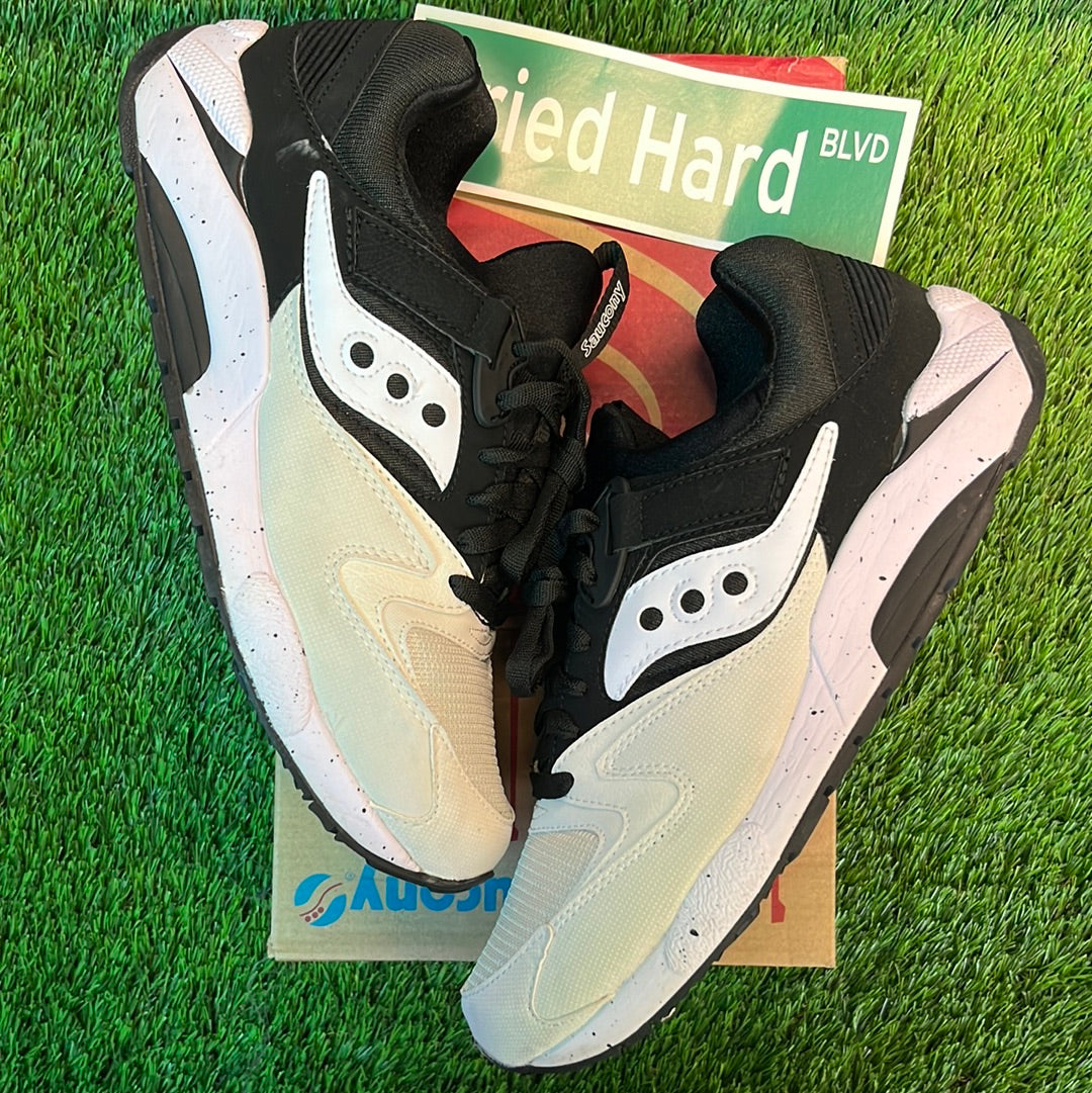 Grid 9000 'Hallowed Pack'