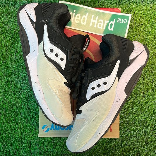 Grid 9000 'Hallowed Pack'