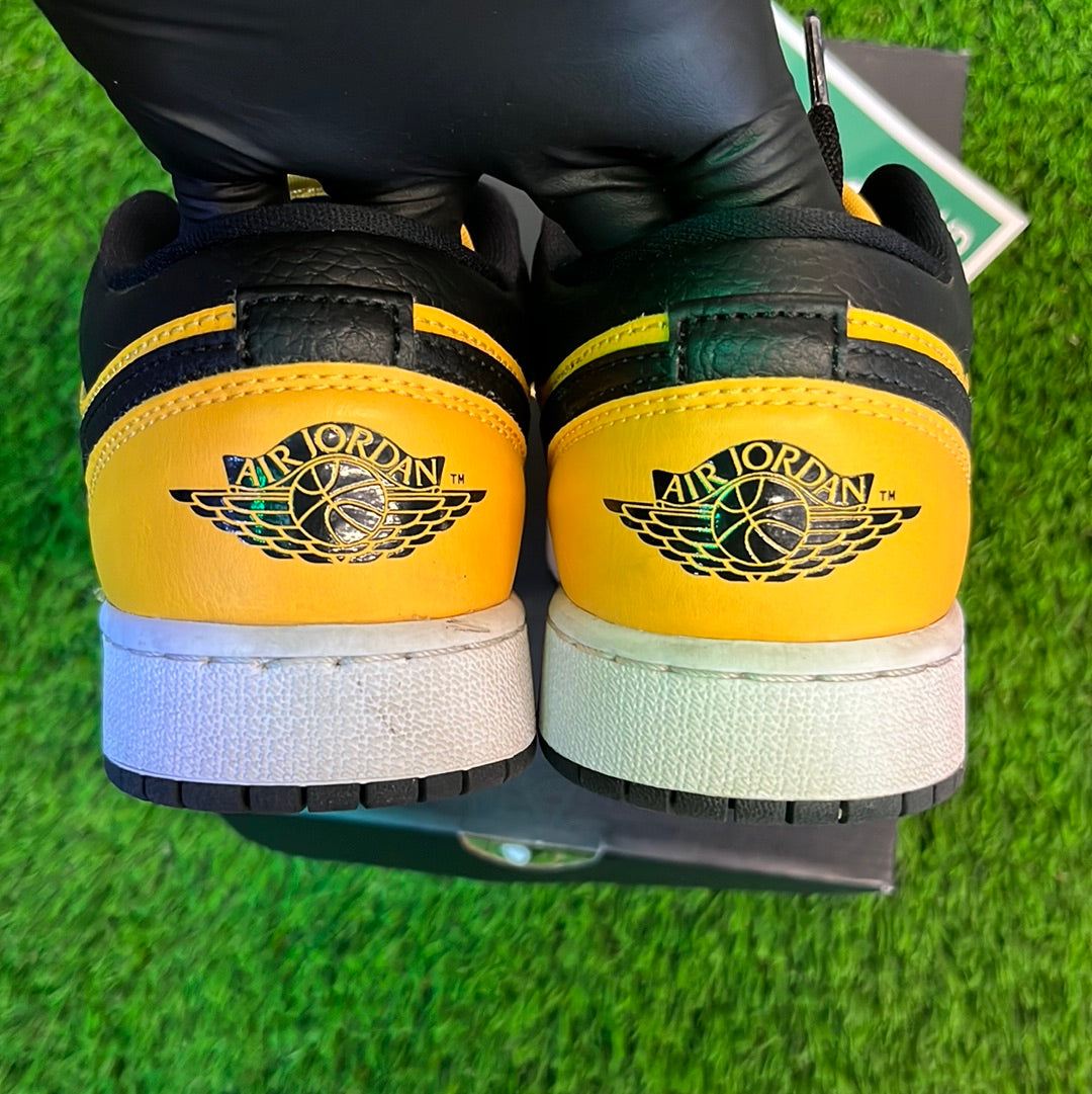Air Jordan 1 Low GS 'University Gold Black'