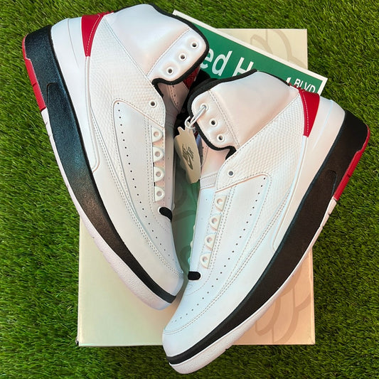 Air Jordan 2 Retro 'Chicago' 2022