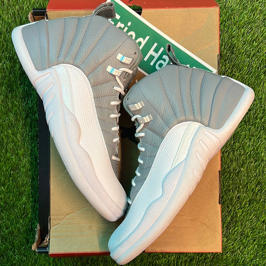 Air Jordan 12 Retro 'Stealth'