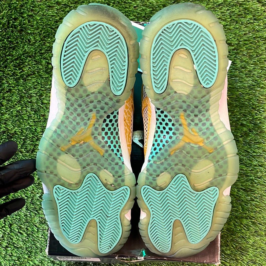 Air Jordan 11 Retro Low LS 'Azure'