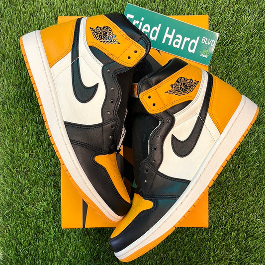 Air Jordan 1 Retro High OG 'Yellow Toe'
