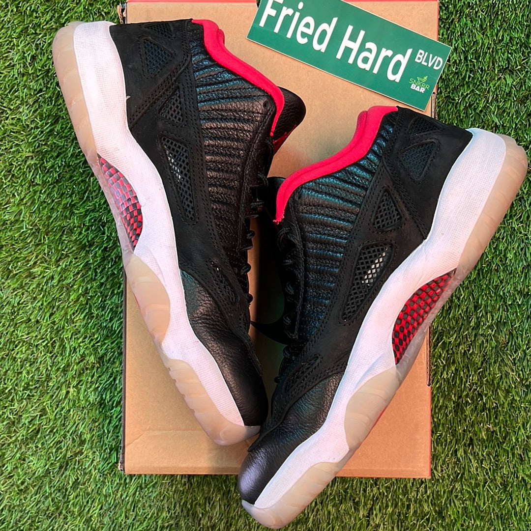 Air Jordan 11 Retro Low IE 'Bred' 2021