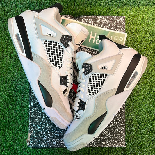 Air Jordan 4 Retro 'Military Black'