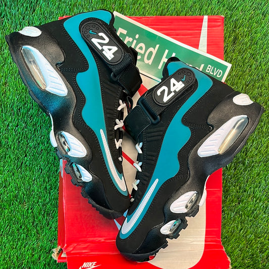 Air Griffey Max 1 'Black Freshwater' 2021