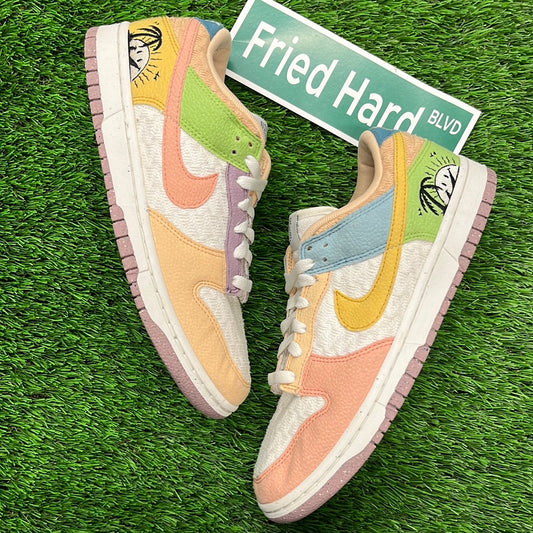 Wmns Dunk Low SE 'Sun Club'