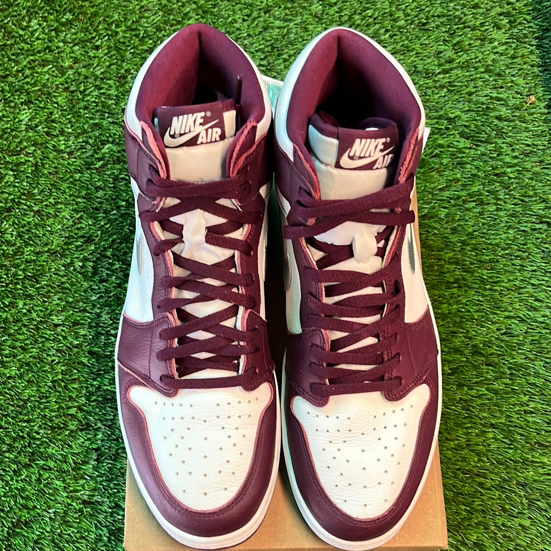 Air Jordan 1 Retro High OG 'Bordeaux'