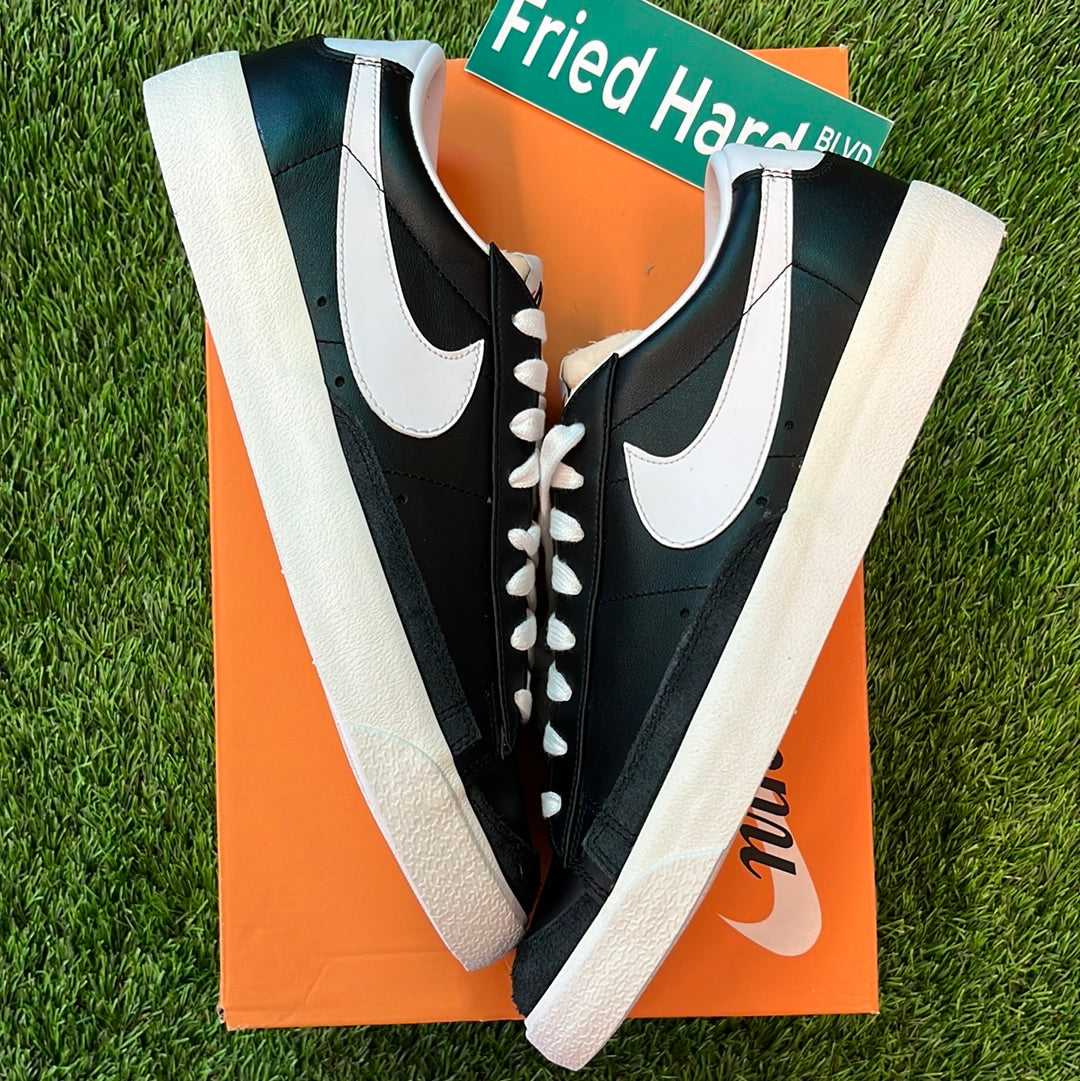 Blazer Low '77 Vintage 'Black White'