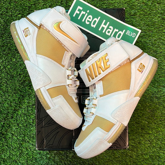 Zoom Lebron 2 Retro 'Maccabi' 2022