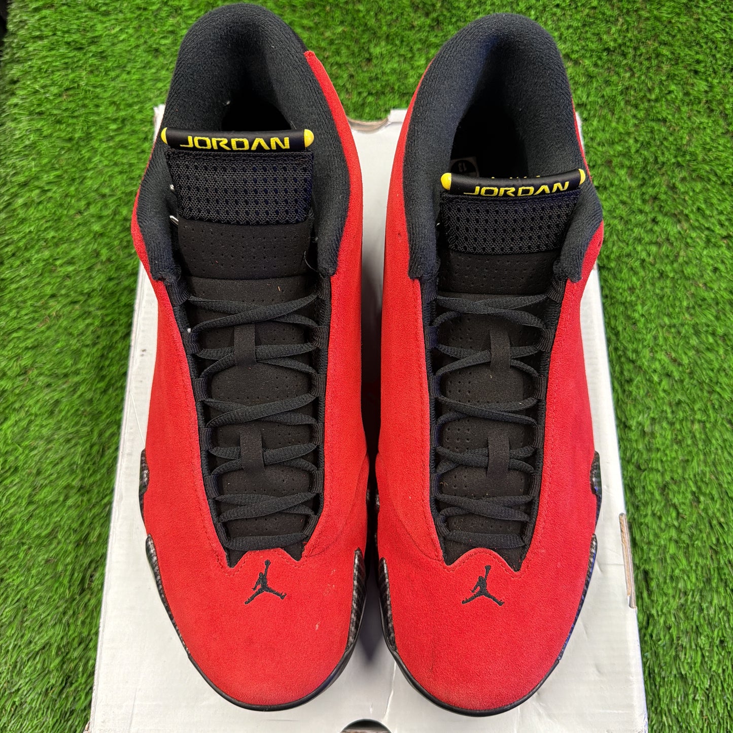 Air Jordan 14 Retro 'Ferrari' 2025