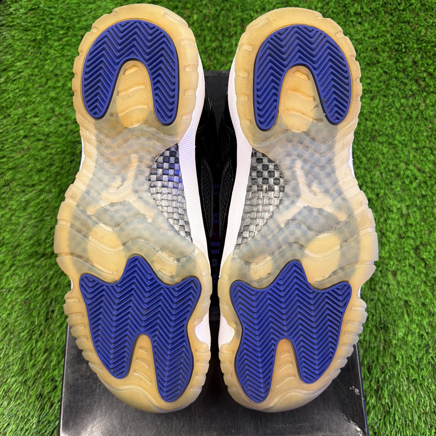 Air Jordan 11 Retro Low IE 'Space Jam'